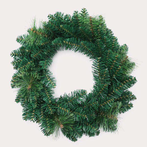 W02 green pvc and pet pine needle Christmas wreath